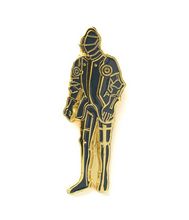 enamel pin: Great helm with crest