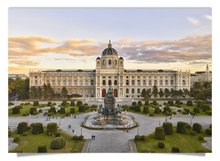 Postcard: Facade at Maria-Theresia Square