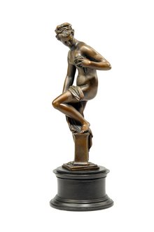 Replica: Venus after a Bath
