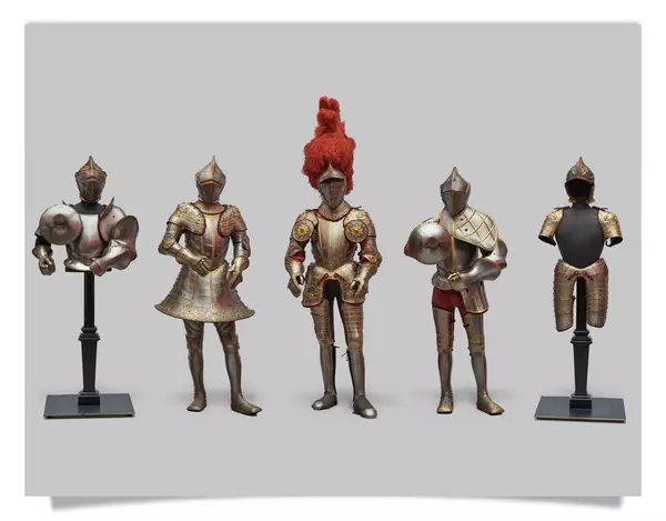 Postcard: Eagle Garniture