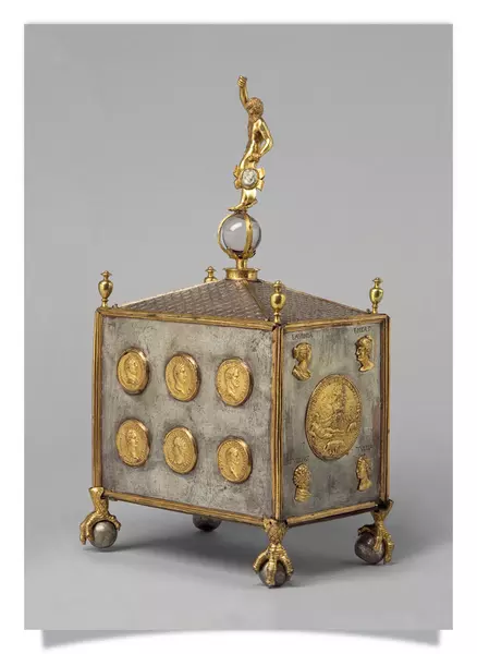 Postcard: Coin casket