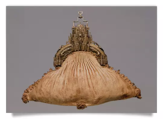 Postcard: Courtly Bag