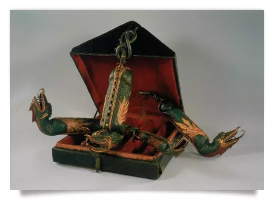 Postcard: Dragon Shawms (Six Tartoelten)